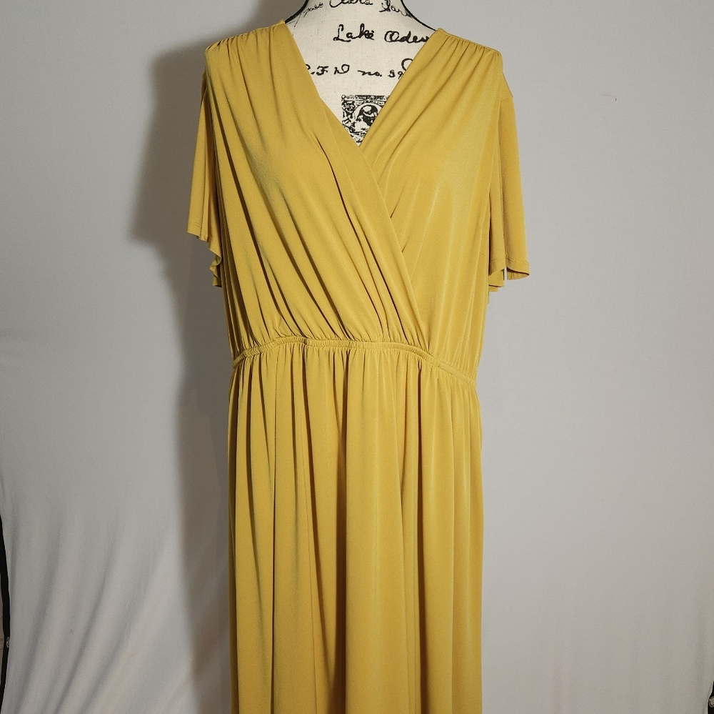 Lane Bryant 26/28  yellow dress